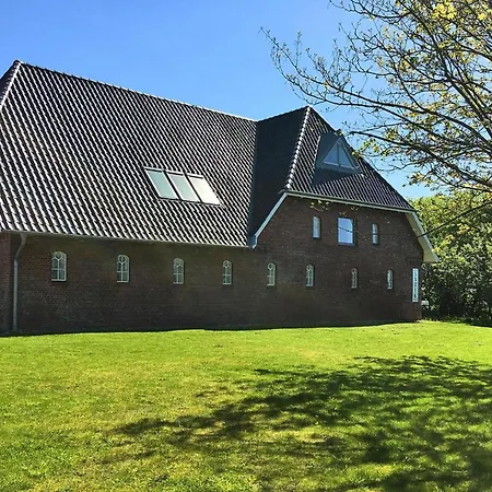 - Dns091004-sya * Husum (Schleswig-Holstein)